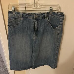 Platinum Jean Skirt medium wash Chico’s size Medium